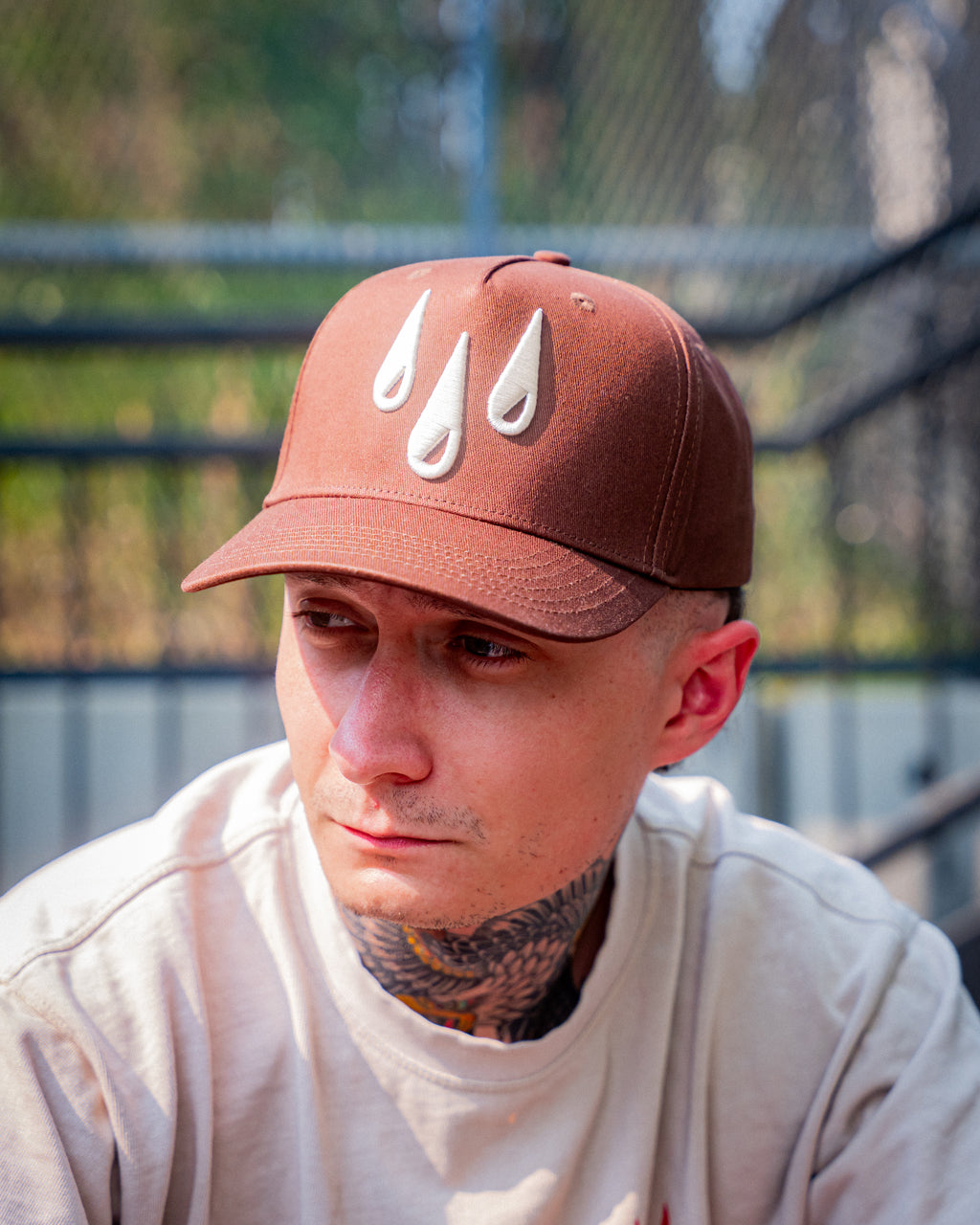 3 Drops Signature Snapback - Dark Brown