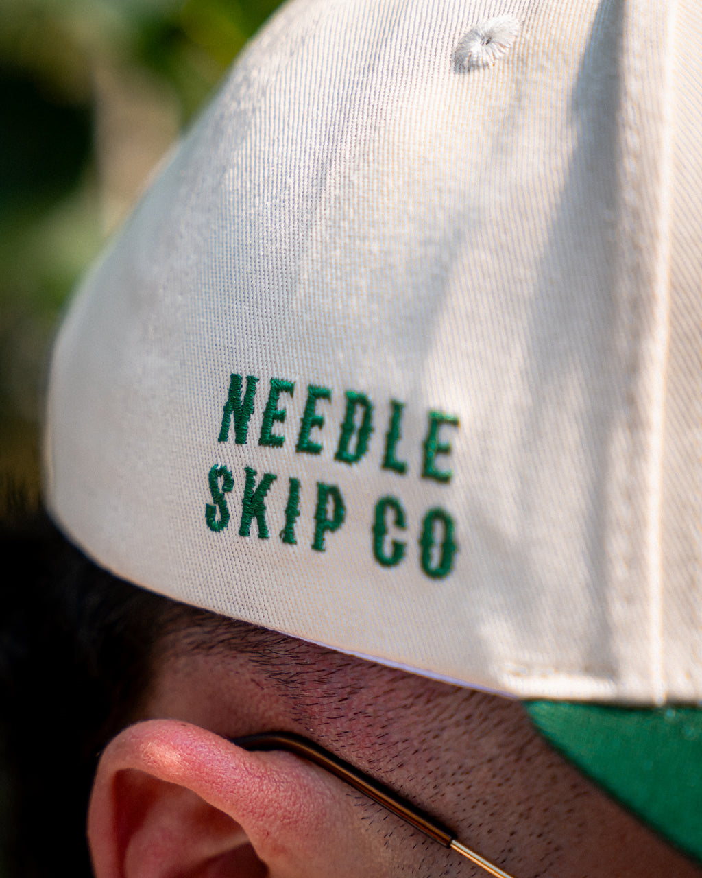3 Drops Signature Snapback - Beige & Green